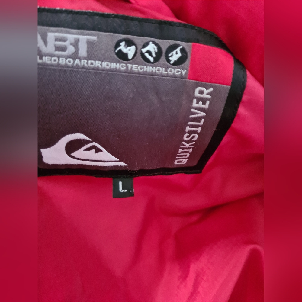 Quiksilver red down filled body warmer size large puffer gilet jacket - Picture 9 of 11